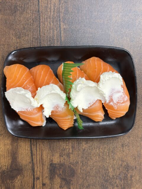 sushi saumon fromage 4pcs