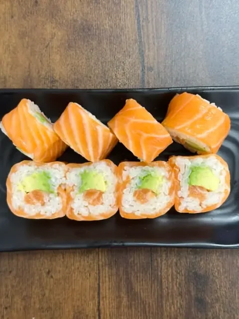 Roll saumon avocat 8pcs