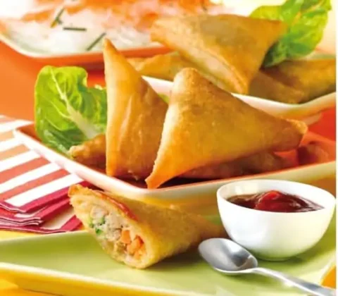 Somossa au Poulet 4pcs